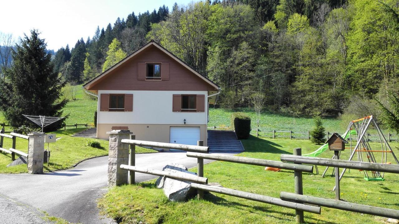 LE BOIS JOLI Chalet 4 étoiles CLEDICIHOME Cadre paisible en lisière de forêt Gérardmer Exterior foto